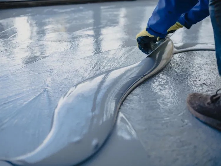 a professional epoxy floor coating installer